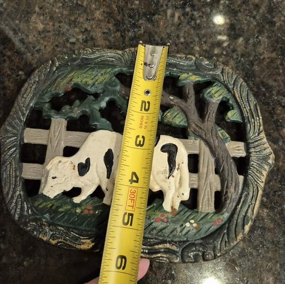 Vintage Cast Iron Trivet - Picture 5 of 17